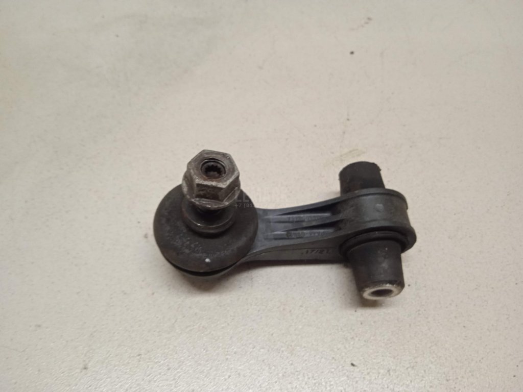 Стойка заднего стабилизатора