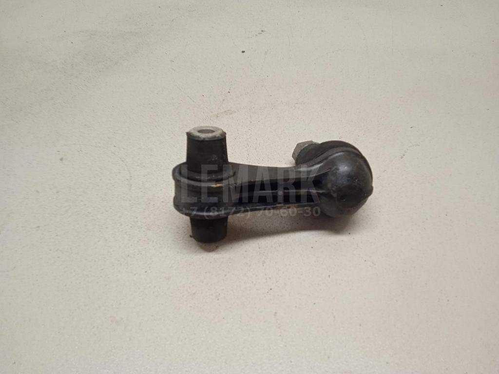 Стойка заднего стабилизатора