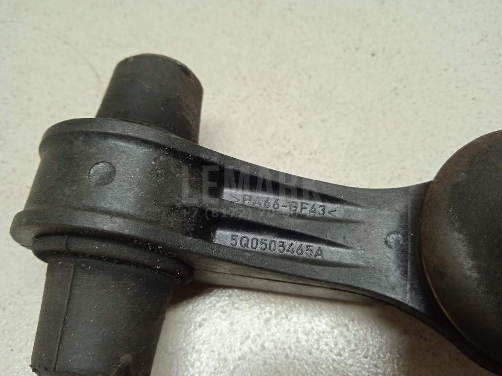 Стойка заднего стабилизатора