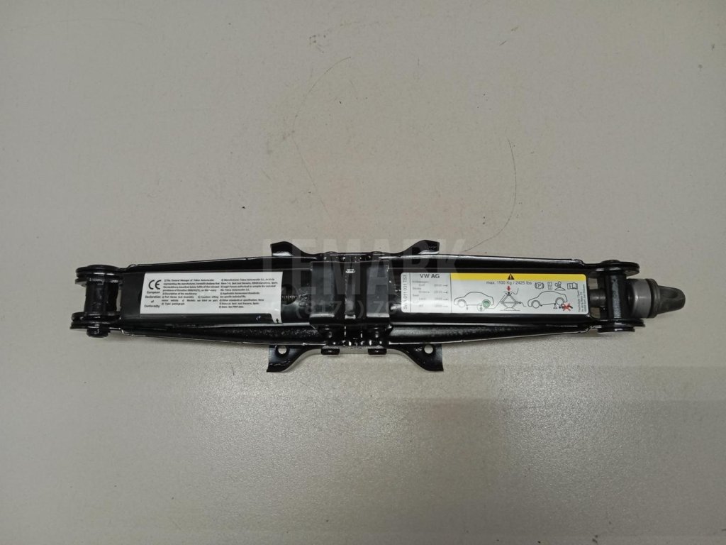 Домкрат для  Audi A3 [8PA] Sportback 2004-2013