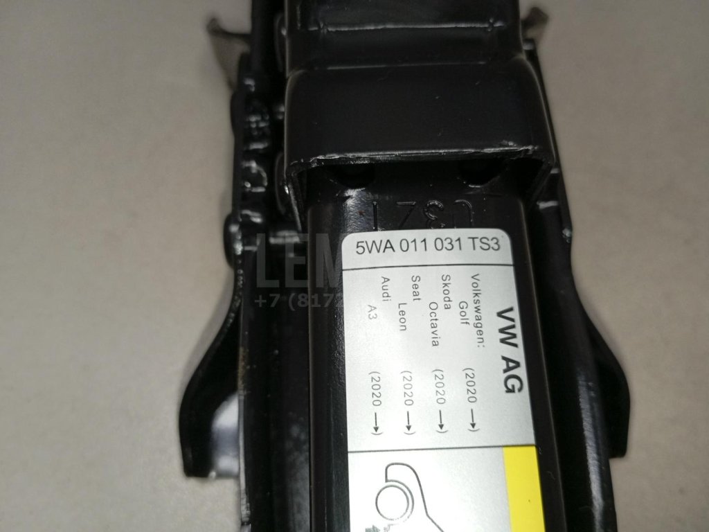 Домкрат для  Audi A3 [8PA] Sportback 2004-2013