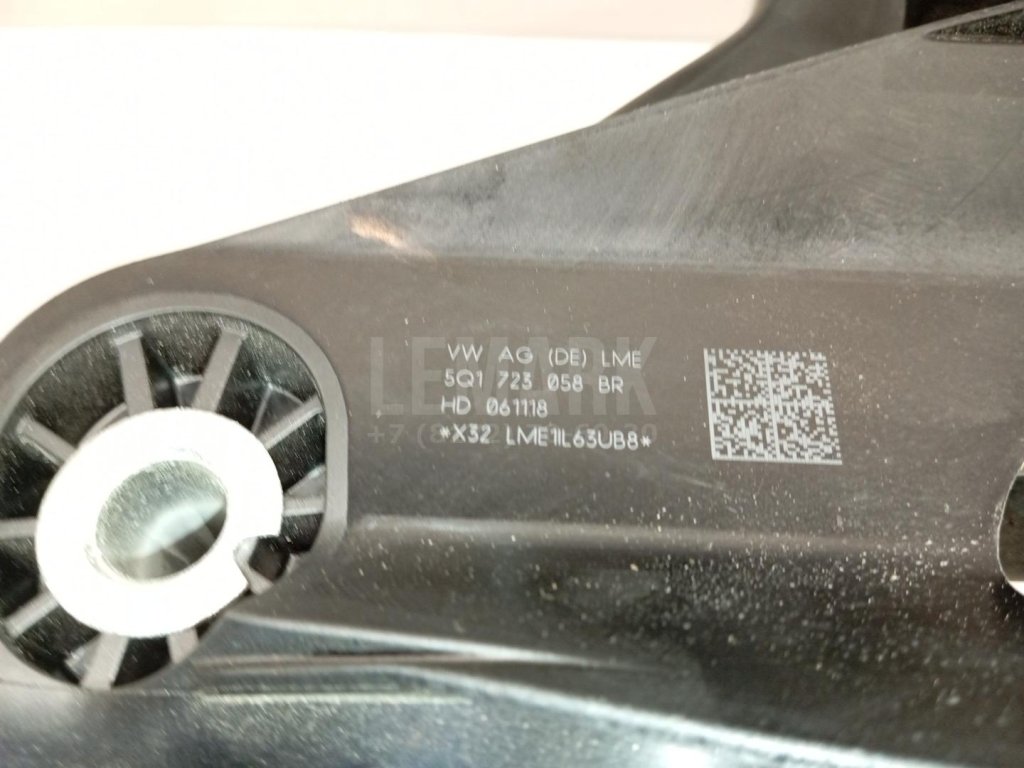 Педаль тормоза