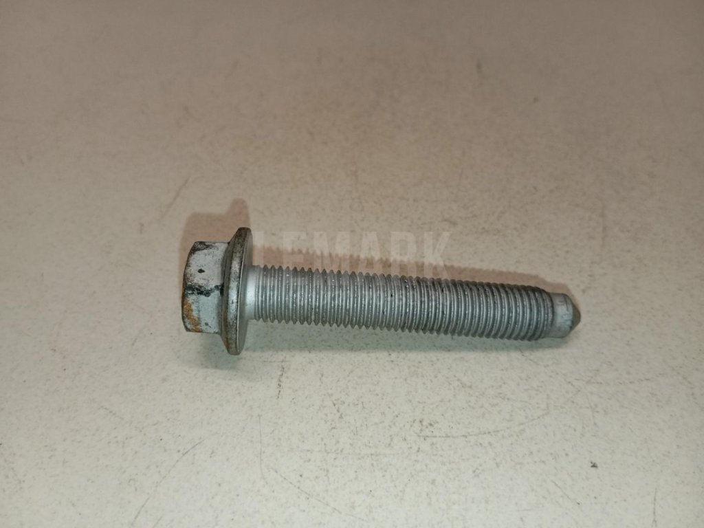 Болт опоры