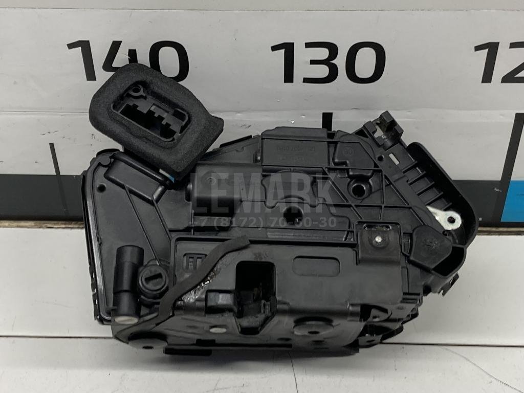 Замок двери задней левой