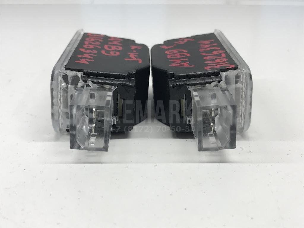 Фонарь подсветки двери