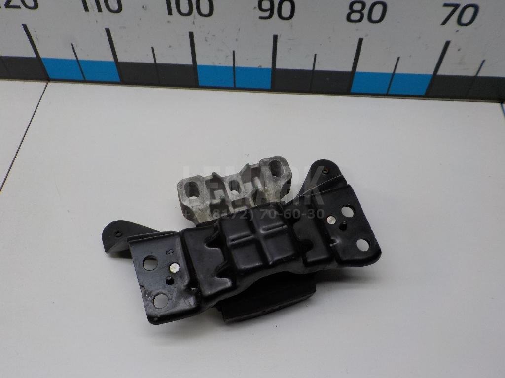 Опора двигателя левая