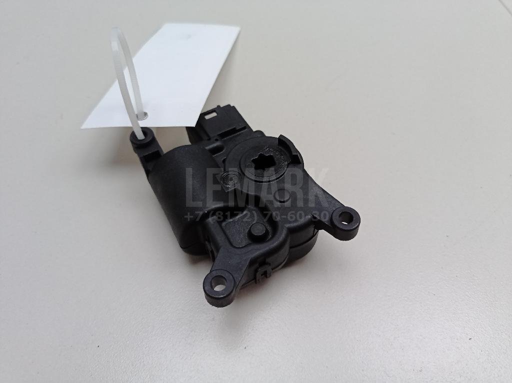 Моторчик заслонки отопителя