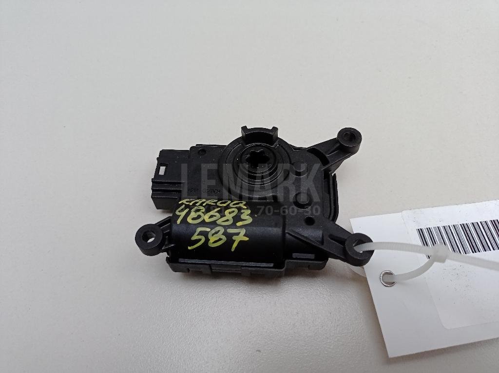 Моторчик заслонки отопителя