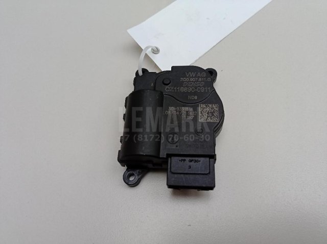 Моторчик заслонки отопителя