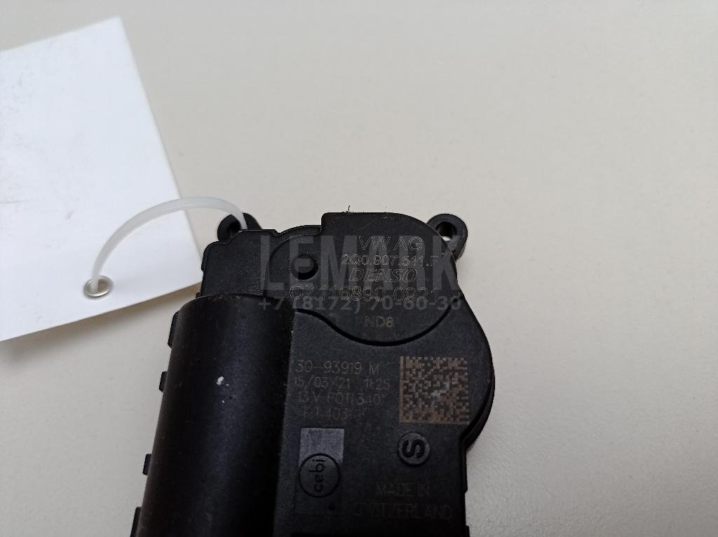 Моторчик заслонки отопителя