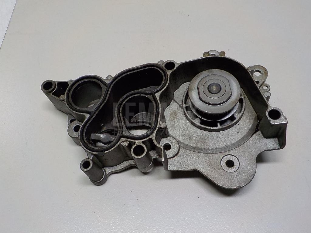 Насос водяной (помпа)