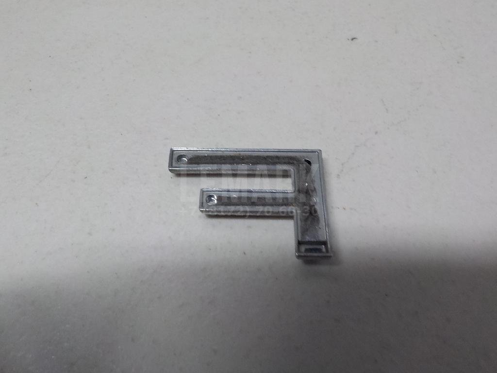 Эмблема на крышку багажника