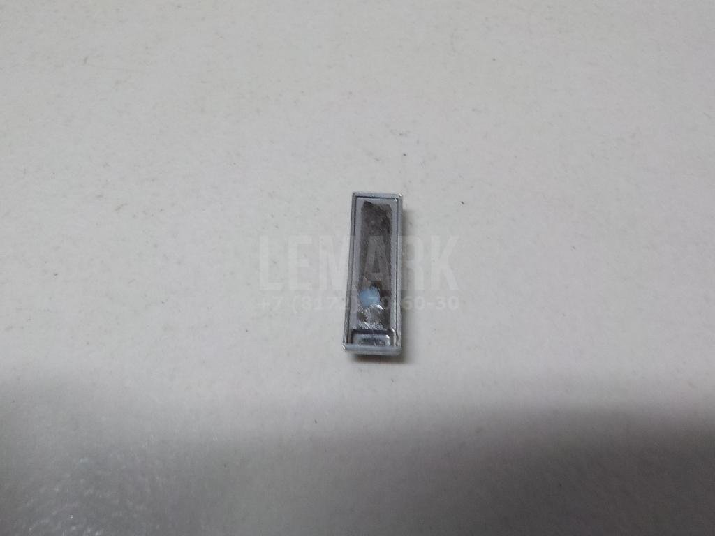 Эмблема на крышку багажника