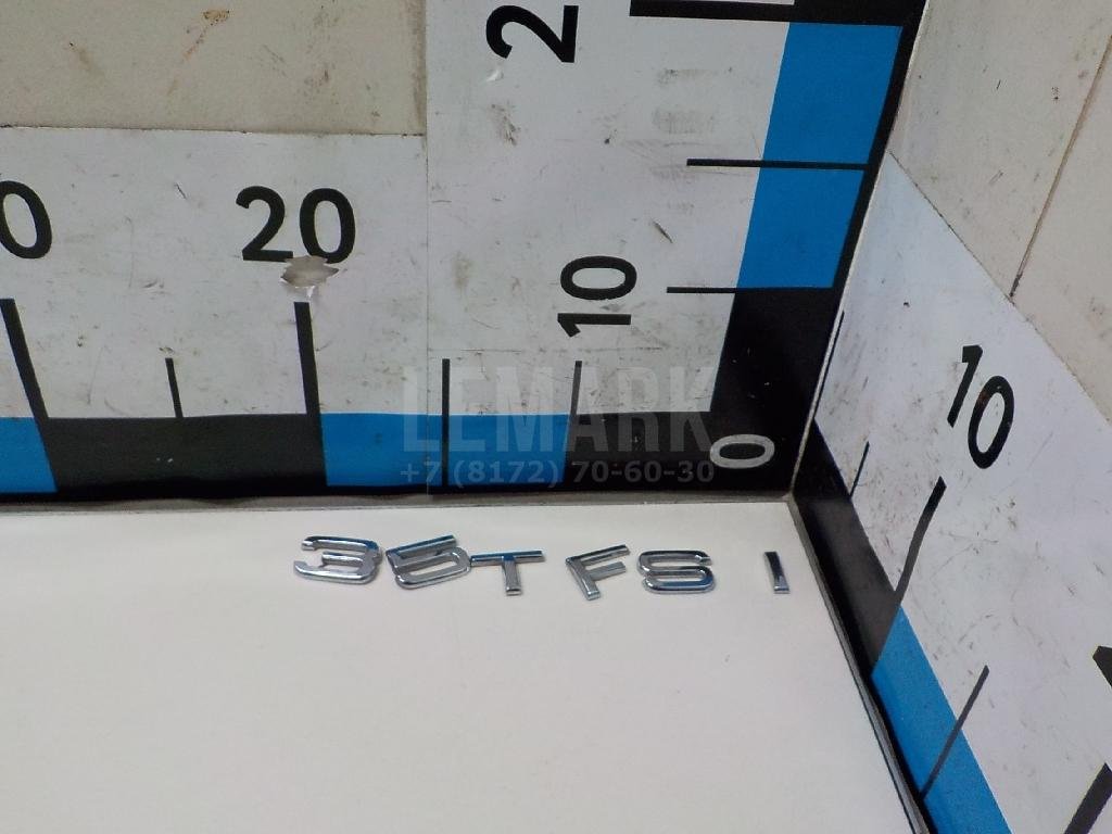 Эмблема на крышку багажника