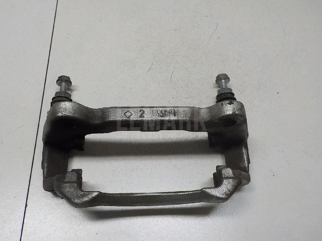 Скоба суппорта переднего