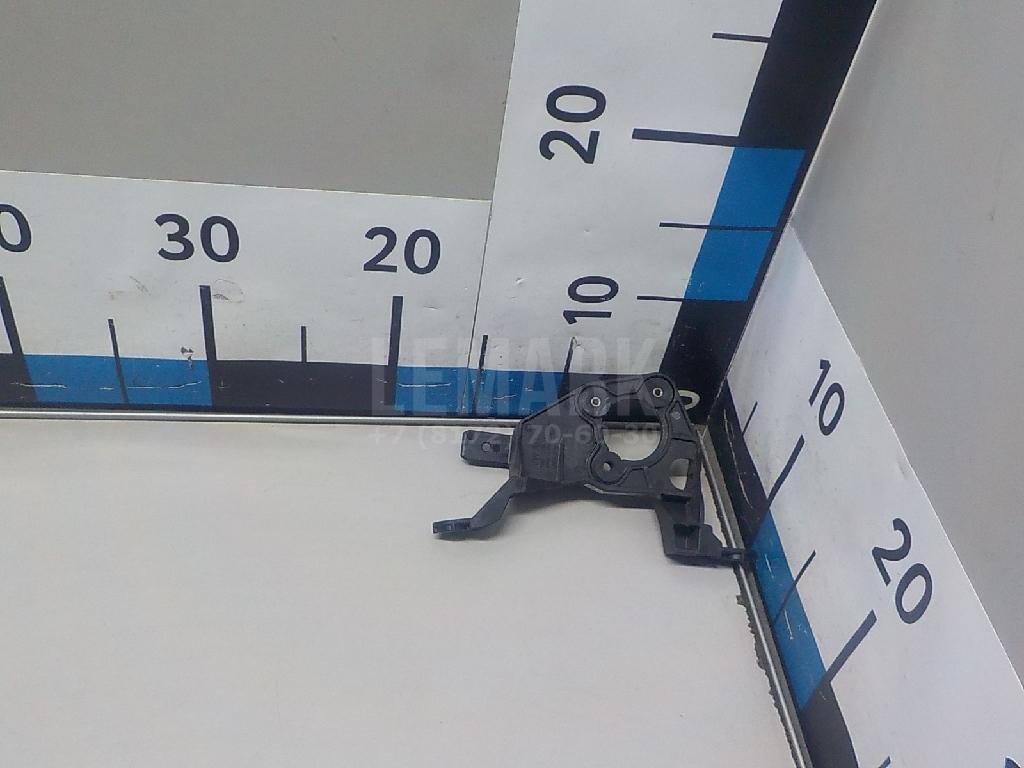 Кронштейн (сопут. товар)