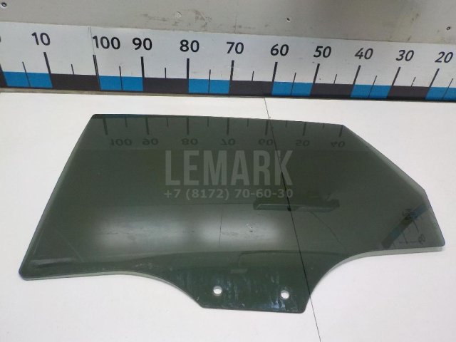 Стекло двери задней левой