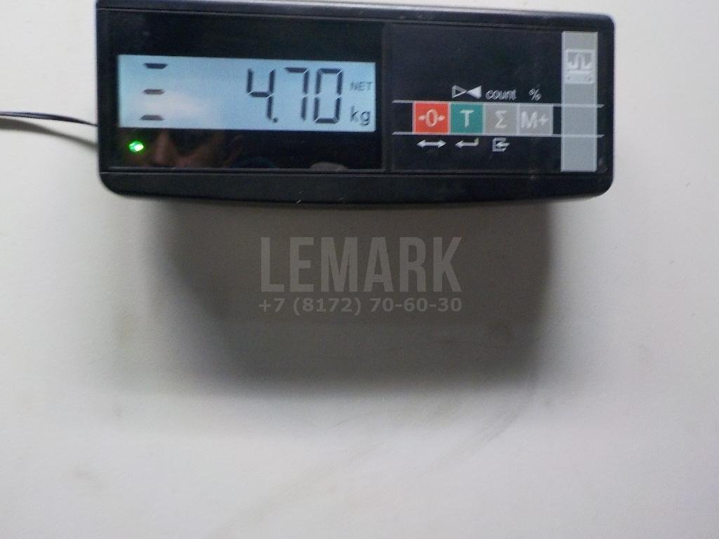 Стекло двери багажника