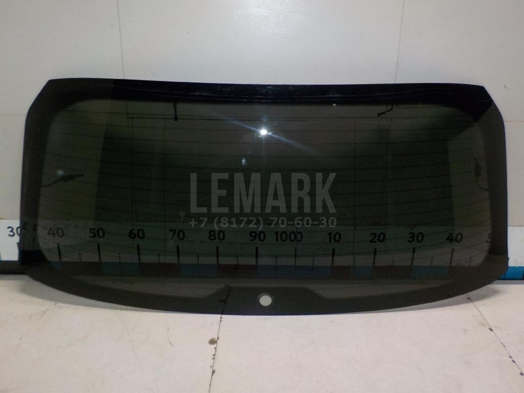 Стекло двери багажника