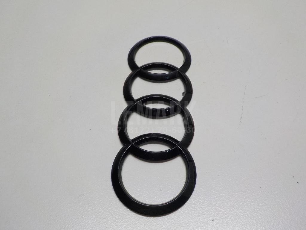 Эмблема на крышку багажника