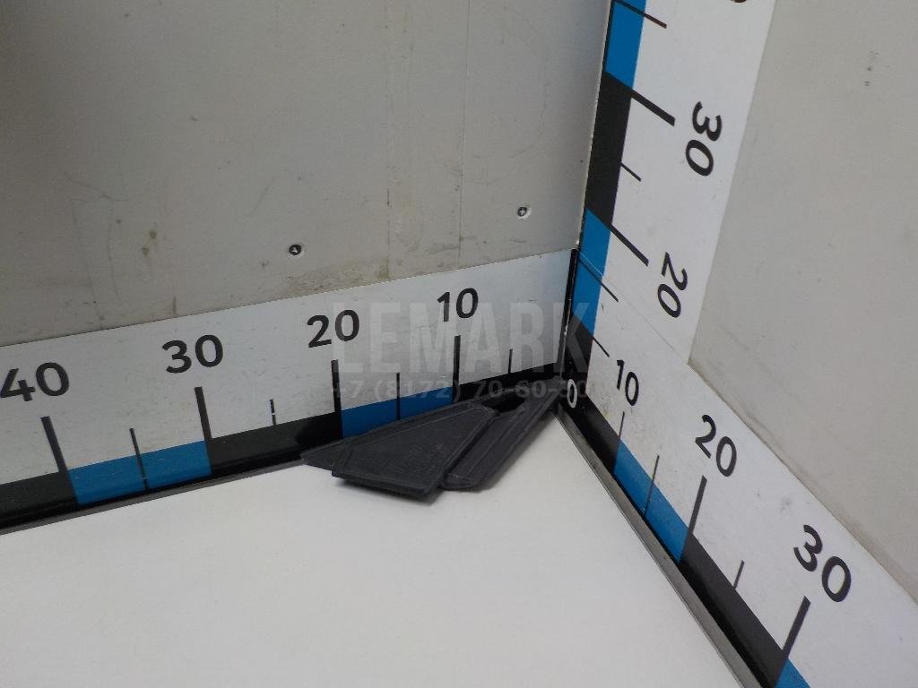 Уплотнитель (наружный) для  Audi A3 (8L1) 1996-2003