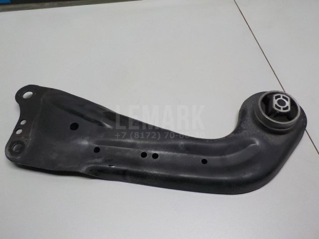 Рычаг задний продольный правый