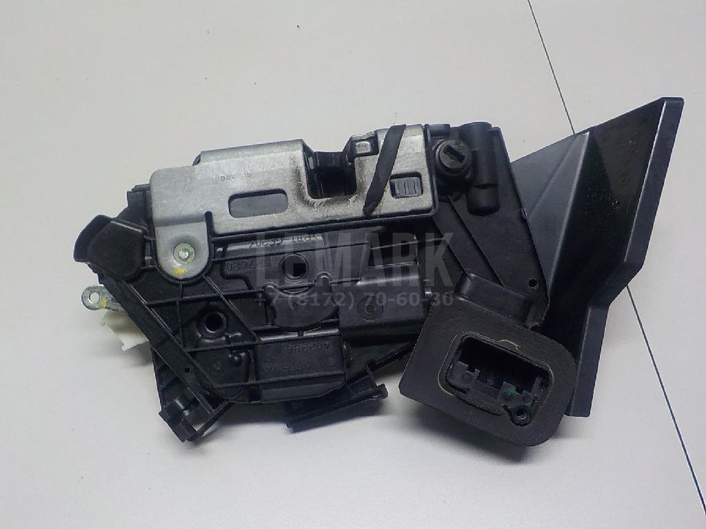 Замок двери задней левой