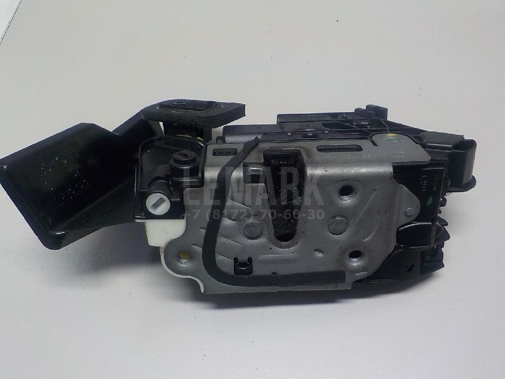 Замок двери задней левой