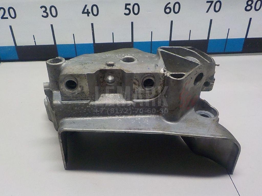 Кронштейн двигателя правый для  Audi A4 [B8] Allroad 2009-2015