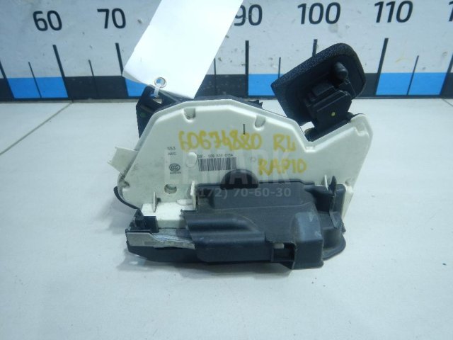 Замок двери задней левой