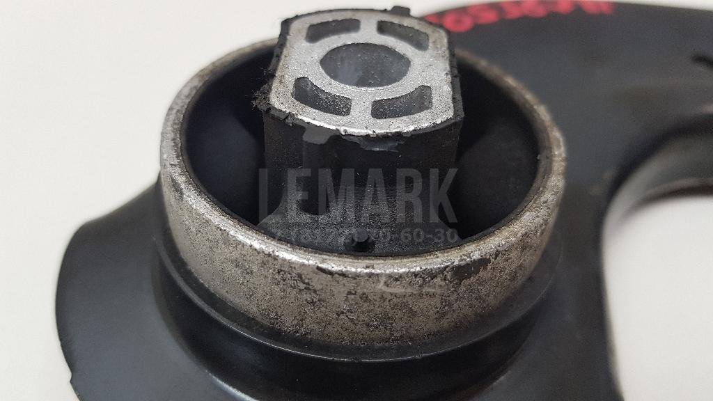 Рычаг задний продольный правый