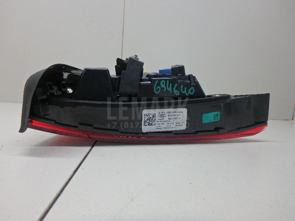 Фонарь задний внутренний левый