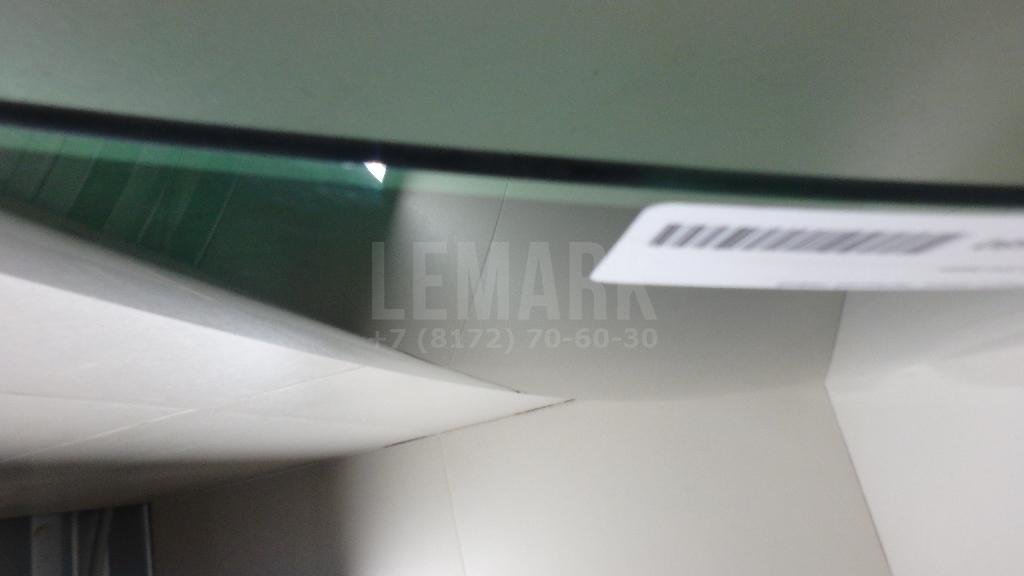 Стекло двери передней левой