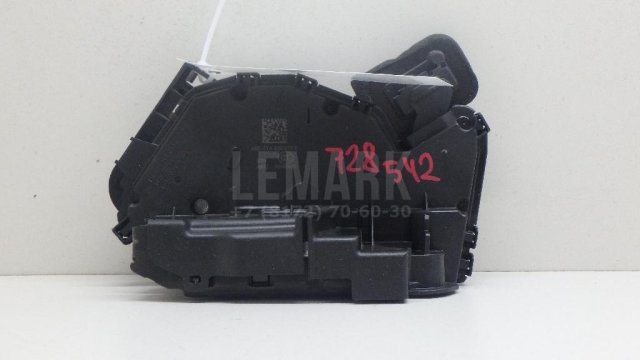 Замок двери задней левой