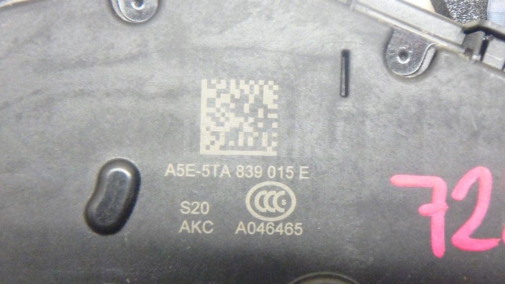 Замок двери задней левой