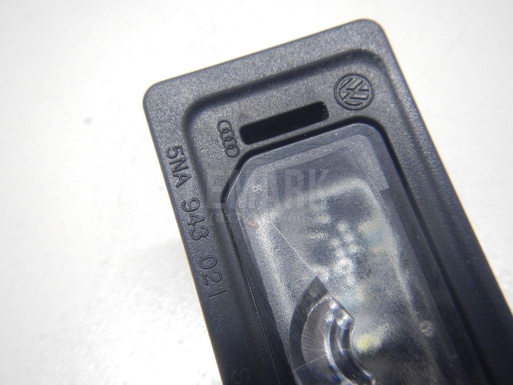 Фонарь подсветки номера