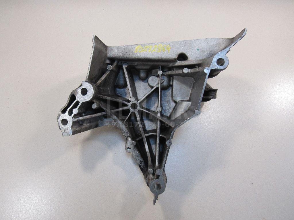 Кронштейн двигателя правый для  Alfa Romeo Giulietta 2010-2020