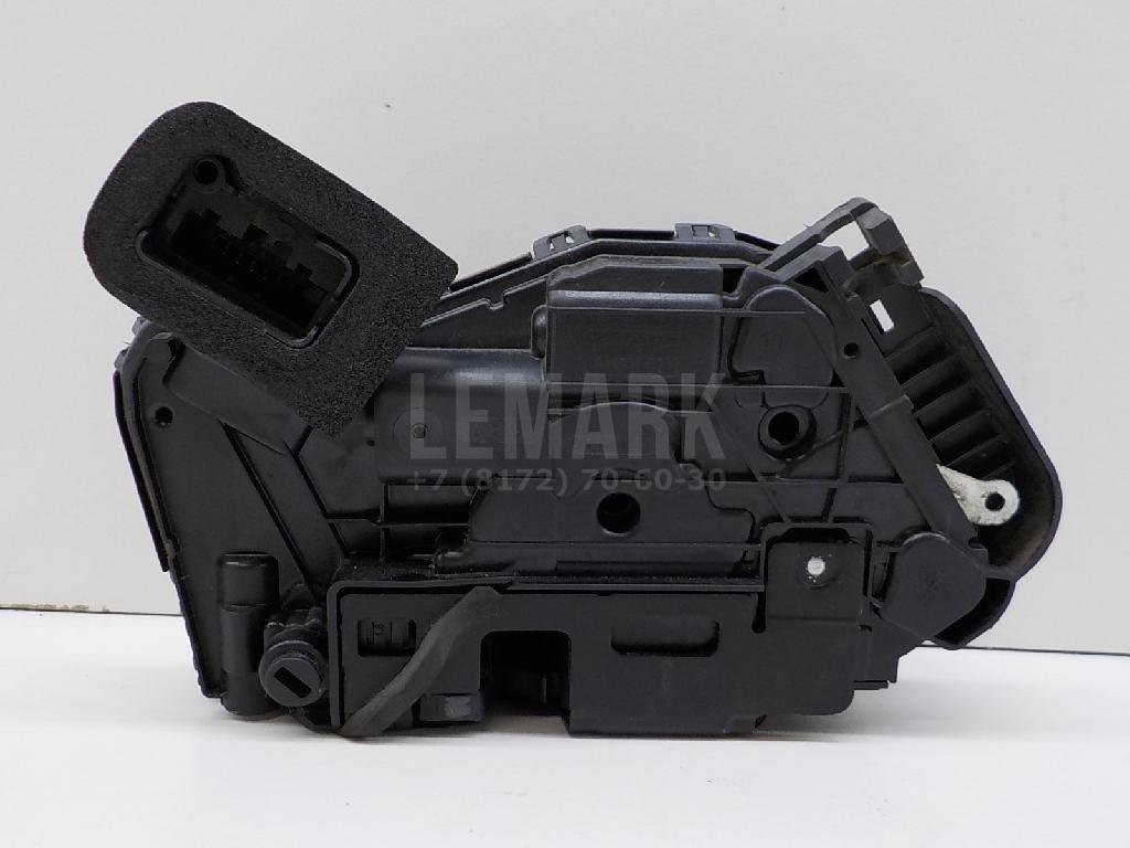 Замок двери задней левой