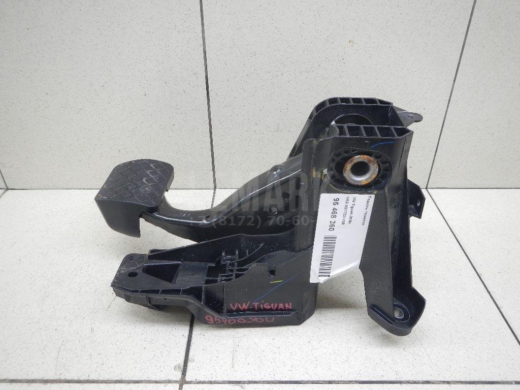 Педаль тормоза