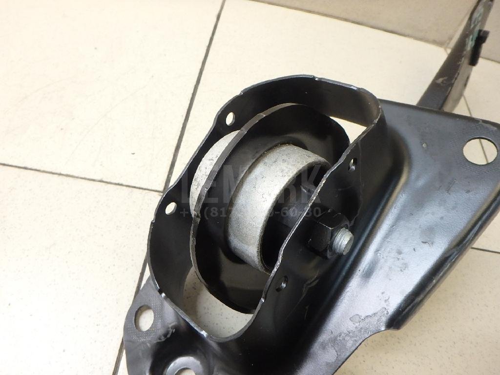 Рычаг задний продольный правый