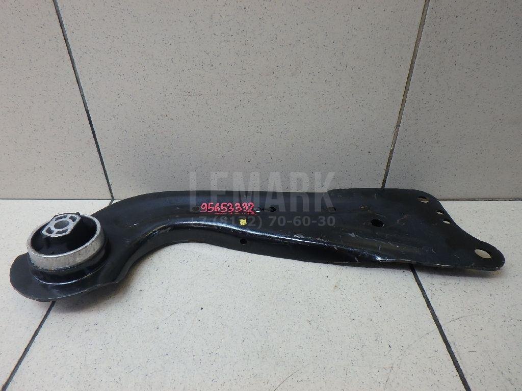 Рычаг задний продольный правый