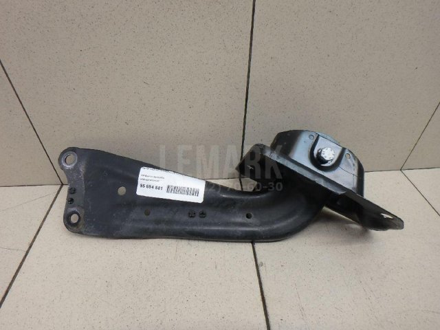 Рычаг задний продольный правый