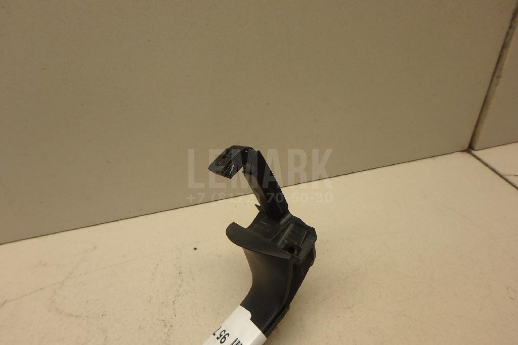 Ручка двери передней наружная правая