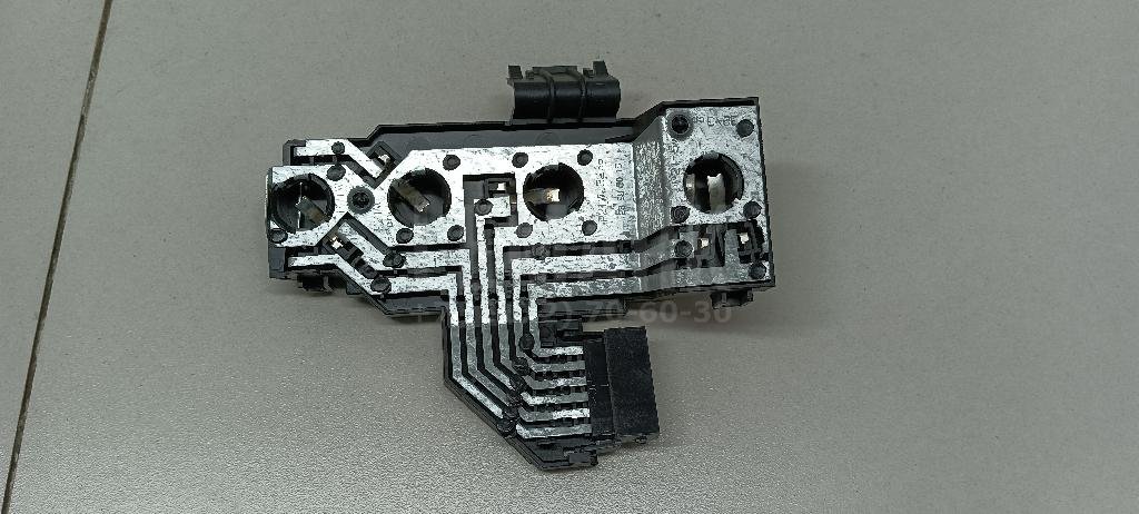 Плата заднего фонаря правого