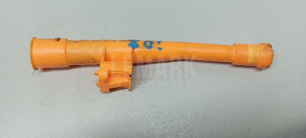 Втулка направл. масляного щупа