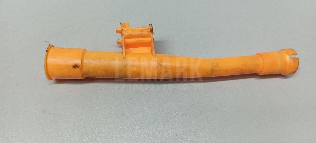 Втулка направл. масляного щупа