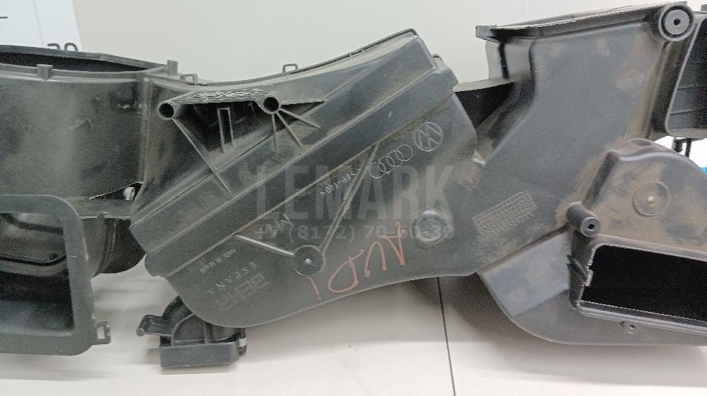 Корпус отопителя для  Audi A3 [8PA] Sportback 2004-2013