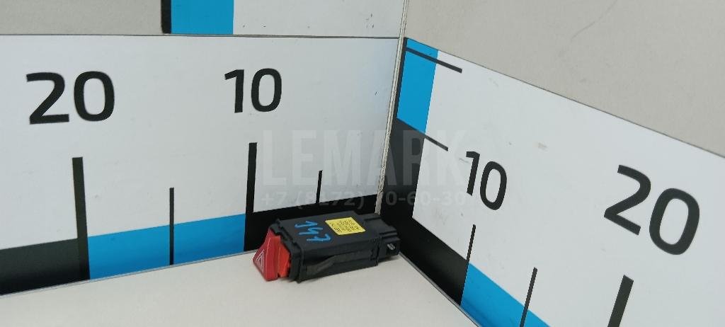 Кнопка аварийной сигнализации