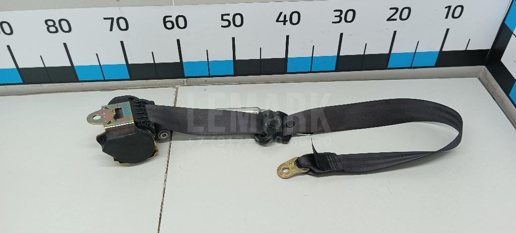 Ремень безопасности с пиропатроном