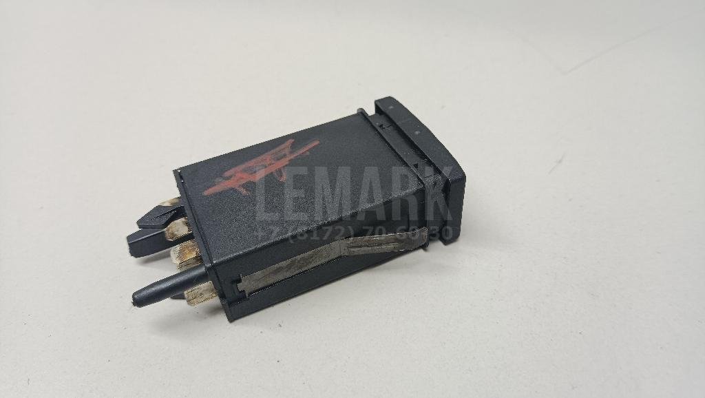 Кнопка обогрева заднего стекла